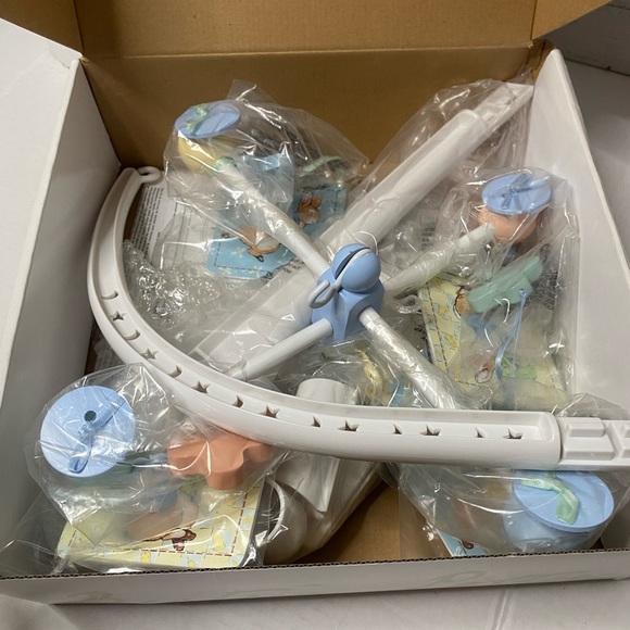 Peter Rabbit musical baby mobile - Picture 2 of 5